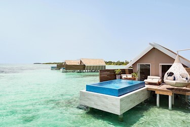 Romantic Pool Water Villa