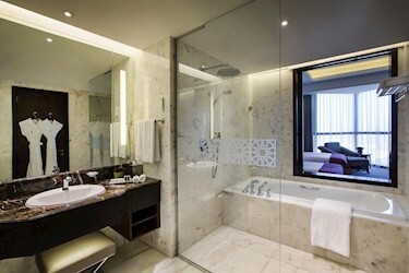 Club Room with/without Extra Bed