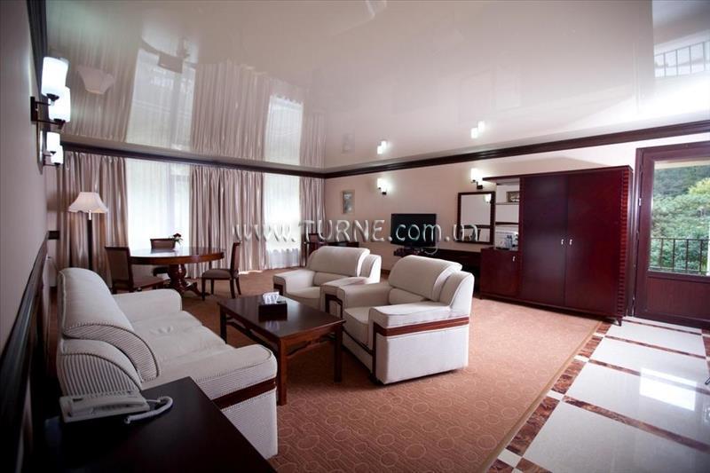 Zdjęcie Best Western Paradise Hotel Dilijan 4*