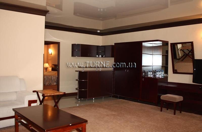 Zdjęcie Best Western Paradise Hotel Dilijan 4*