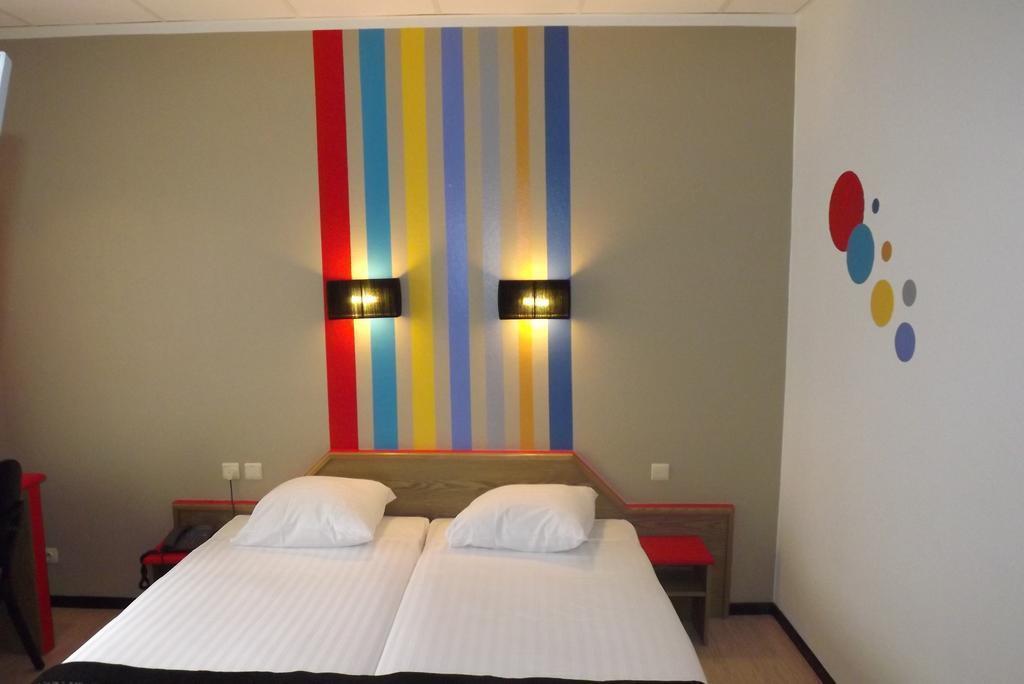 Зображення Floris Ustel Midi 3*