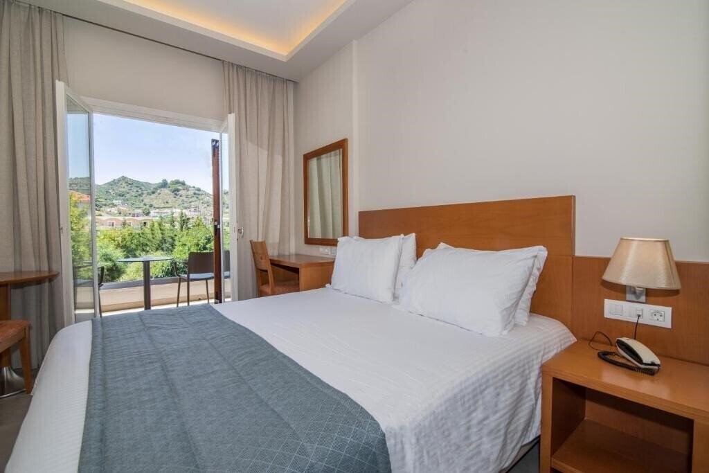 Zdjęcie Palmyra Hotel 3*