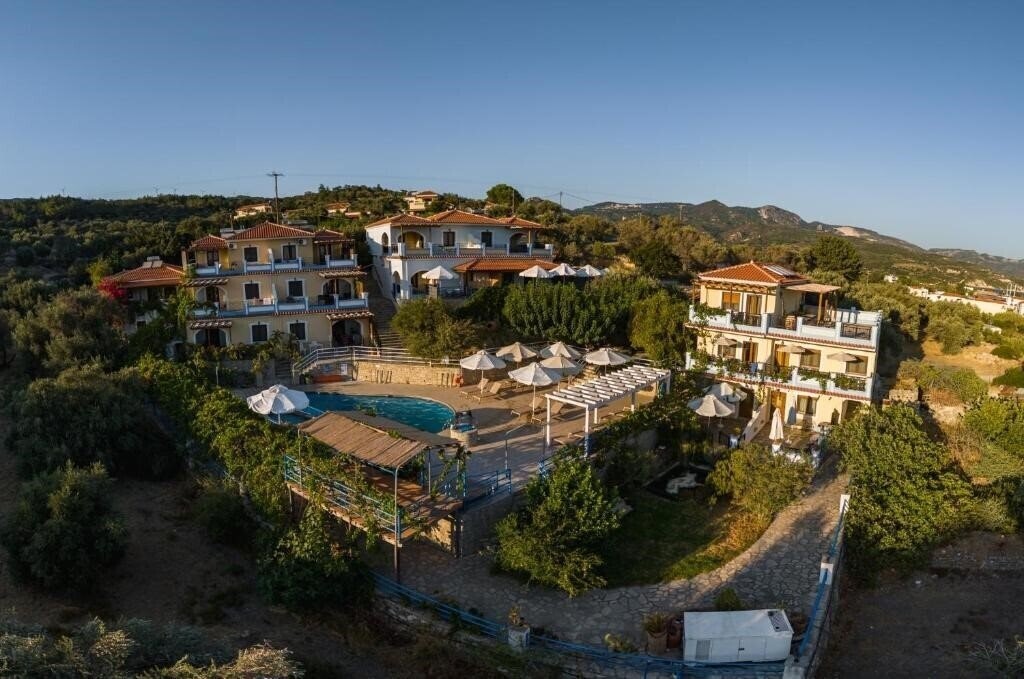 Отель Pantheon Hotel 3*