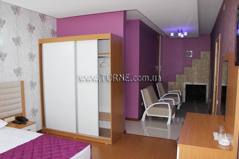 Zdjęcia Moni Hotel 3*