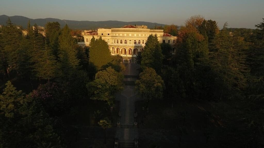 Отель Legends Tskaltubo SPA Resort 5*