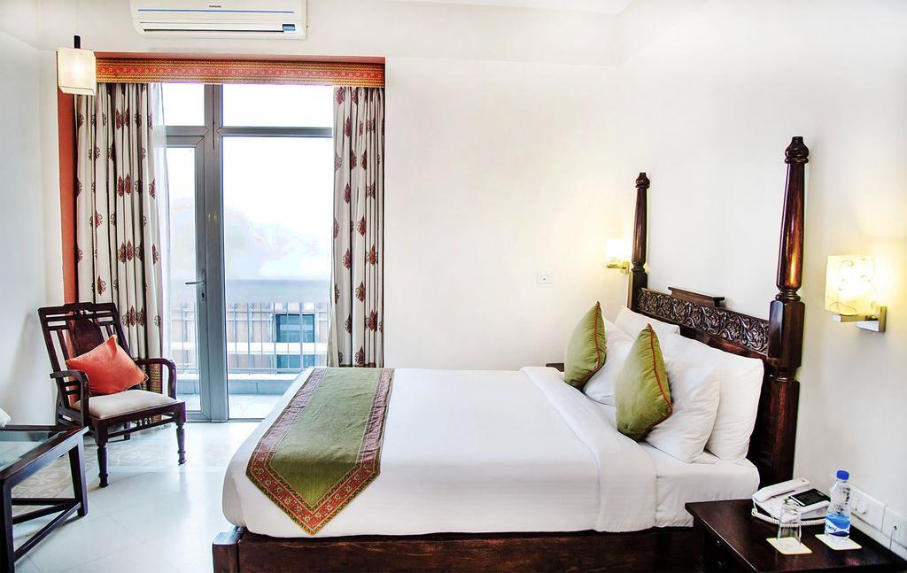 Zdjęcia Mantra Amaltas 4*