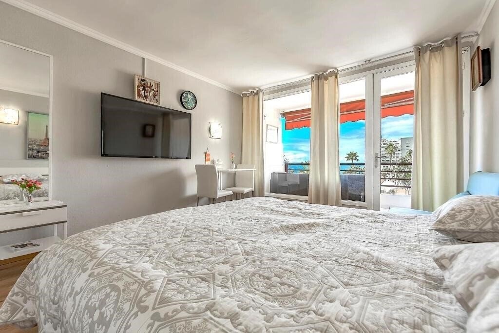 Hotel Olympia Apt 3*