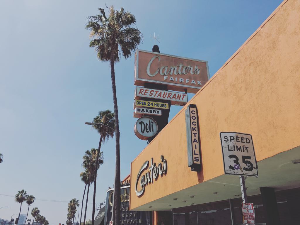 Hotel Comfort Inn Near The Sunset Strip 3*