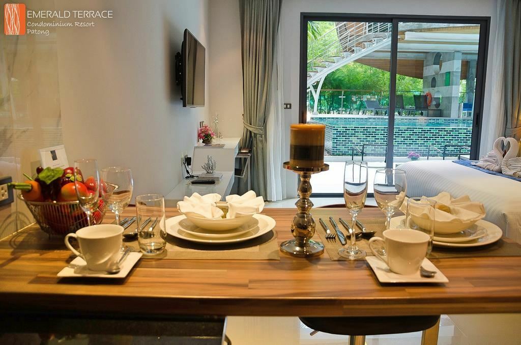 Obraz Emerald Terrace Condominimum Resort Patong 3*