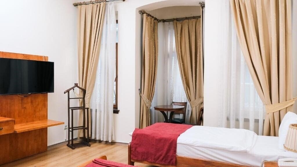 Отель Istanbul Irish Hotel (ex. Shamrock) 3*